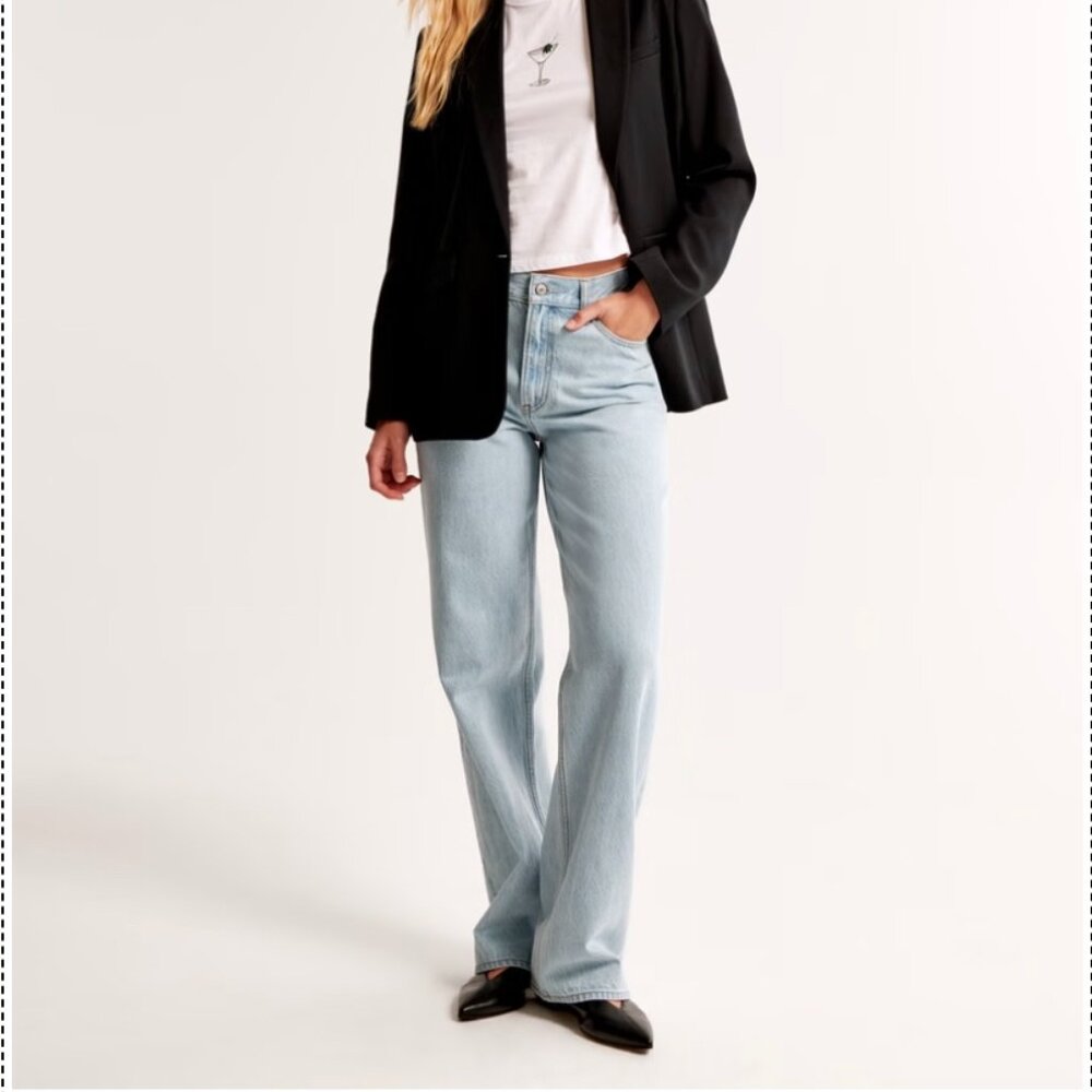 Abercrombie & Fitch Women's High Rise Loose Jeans